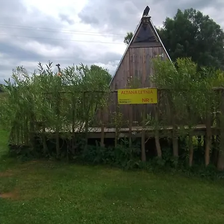 Bungalowe Nr 1 *
